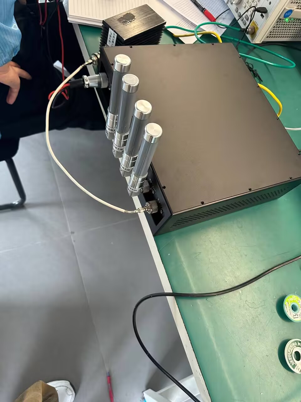 伪基站群发短信