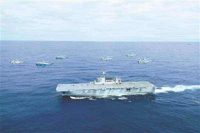 海军某部舰艇编队开展海上训练(资料照片)。本报特约通讯员 乔晨曦摄