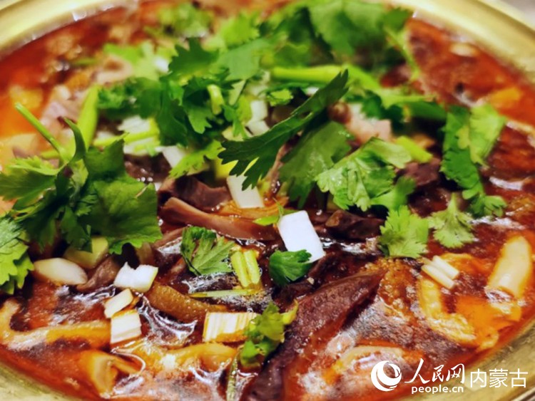 羊杂碎。人民网记者 赵梦月摄