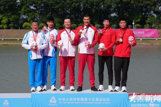 比赛一开始，张冬和丁圣开就开始龙虎斗。